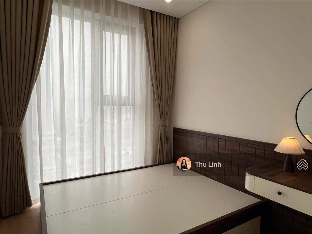 Cần bán căn 2pn full nội thất sentosa sky park, 71 m2, tầng trung đẹp, đã có sổ. giá chỉ 3 tỷ 350