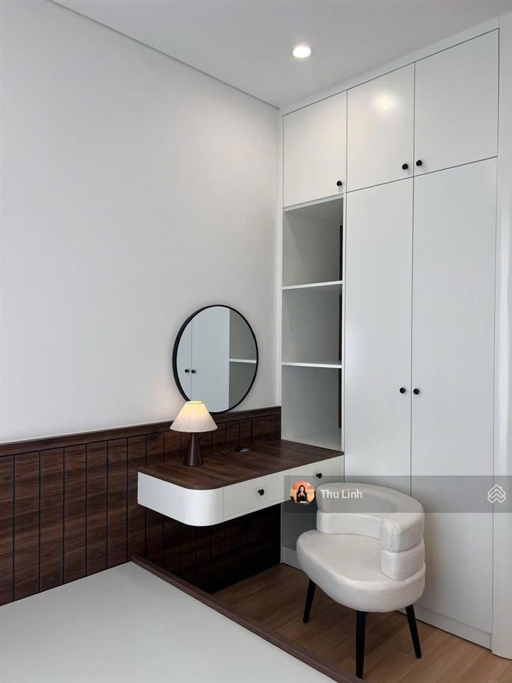 Cần bán căn 2pn full nội thất sentosa sky park, 71 m2, tầng trung đẹp, đã có sổ. giá chỉ 3 tỷ 350