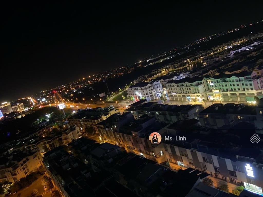 Cần bán căn 2pn minato giá chỉ 3 tỷ 650 full nội thất, tầng cao view sông, 82 m2. đã có sổ hồng