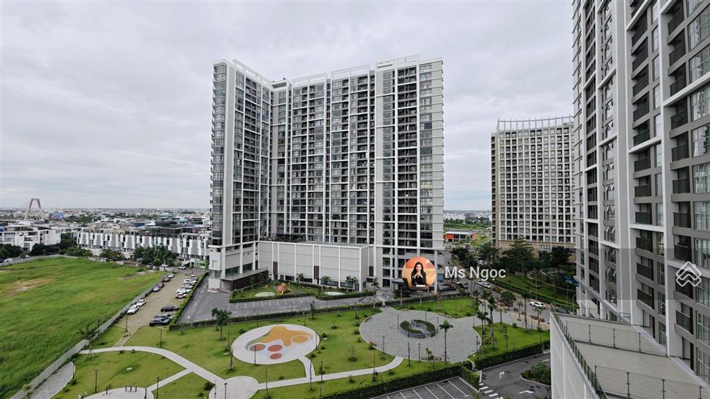 Cần bán căn góc 3 pn tòa ct1 minato, 121 m2, full nội thất mới, tầng đẹp. giá 6 tỷ, bao phí