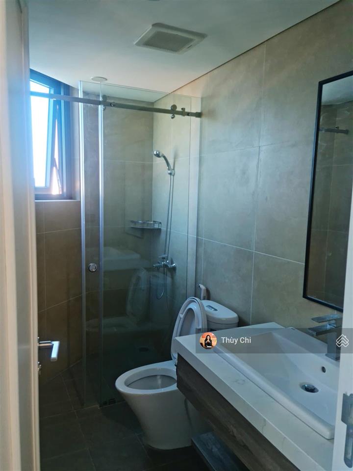 Cho thuê căn góc 2pn the minato residence, 74 m2, full nội thất, tầng cao đẹp. giá chỉ 13 tr/tháng