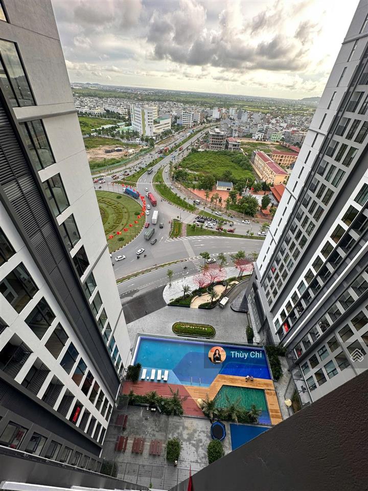 Cho thuê căn 2 phòng ngủ sentosa sky park, 74 m2, full nội thất. giá 13 tr/tháng, tầng cao đẹp