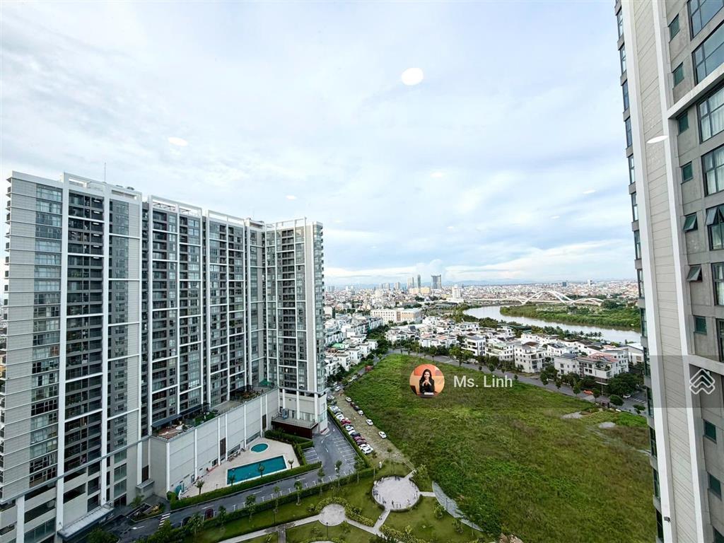 Cần bán căn 2pn minato giá chỉ 3 tỷ 750 full nội thất, bao phí công chứng, 86 m2. đã có sổ hồng