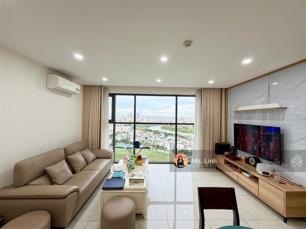 Cần bán căn 2pn minato giá chỉ 3 tỷ 750 full nội thất, bao phí công chứng, 86 m2. đã có sổ hồng