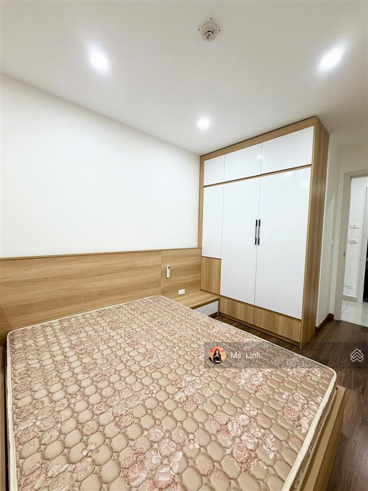 Cần bán căn 2pn minato giá chỉ 3 tỷ 750 full nội thất, bao phí công chứng, 86 m2. đã có sổ hồng