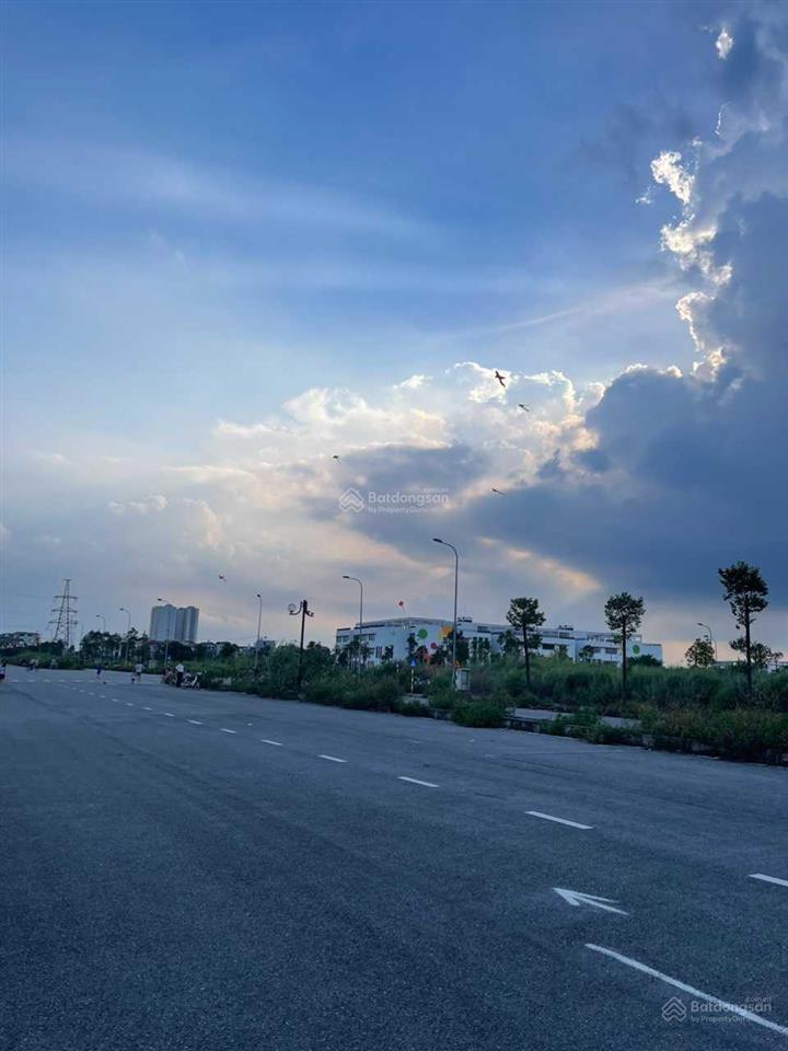 Mình cần bán gấp 80m2 suất đất dịch vụ p. tây tựu, quận bắc từ liêm, hà nội