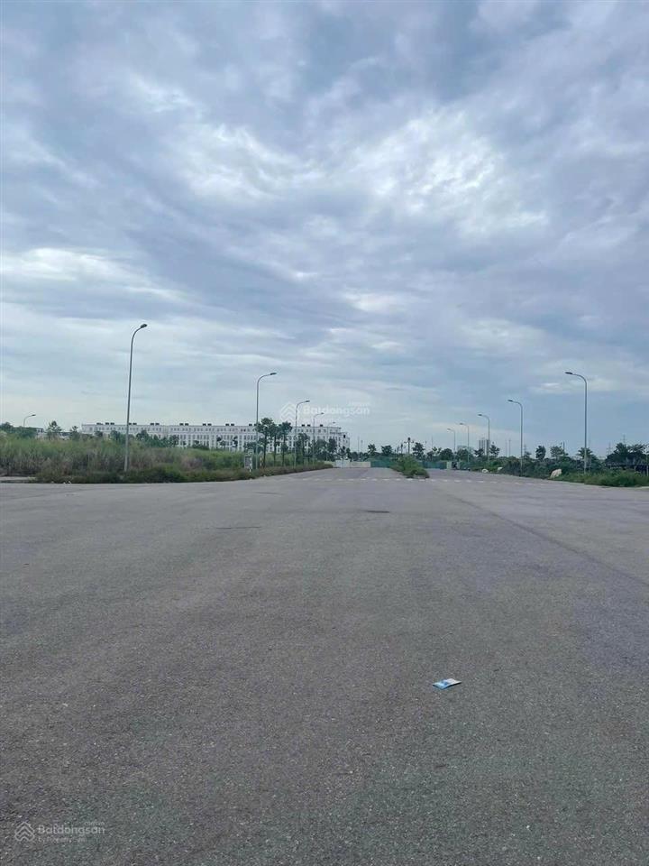 Chính chủ cần bán gấp 60m đất dịch vụ phường tây tựu, vị trí đẹp