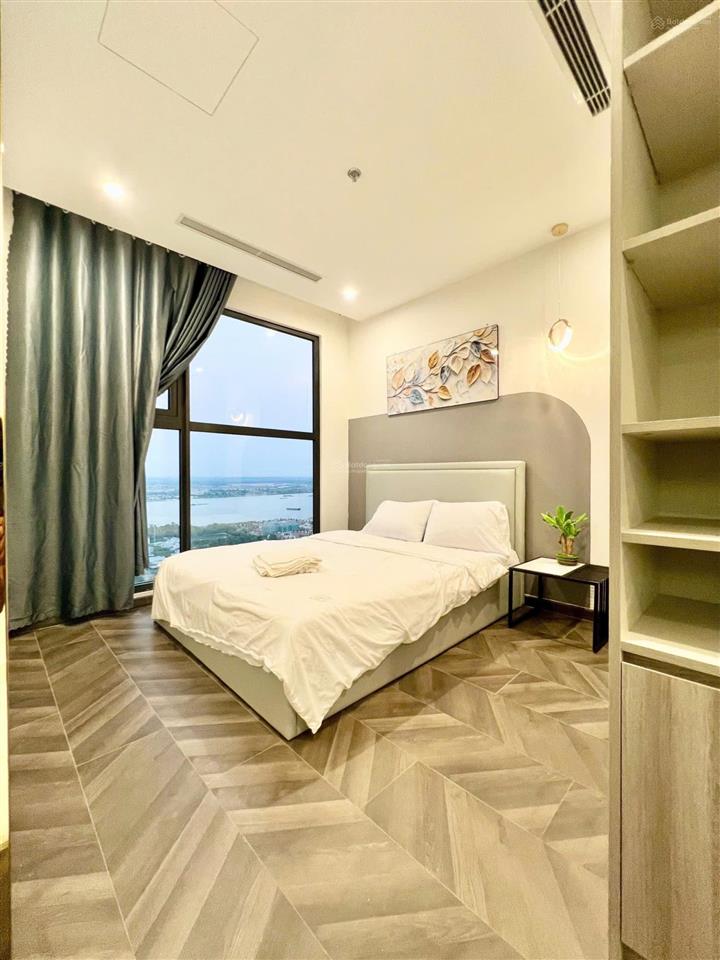 Thuê căn the opus one 2pn vinhomes grand park quận 9