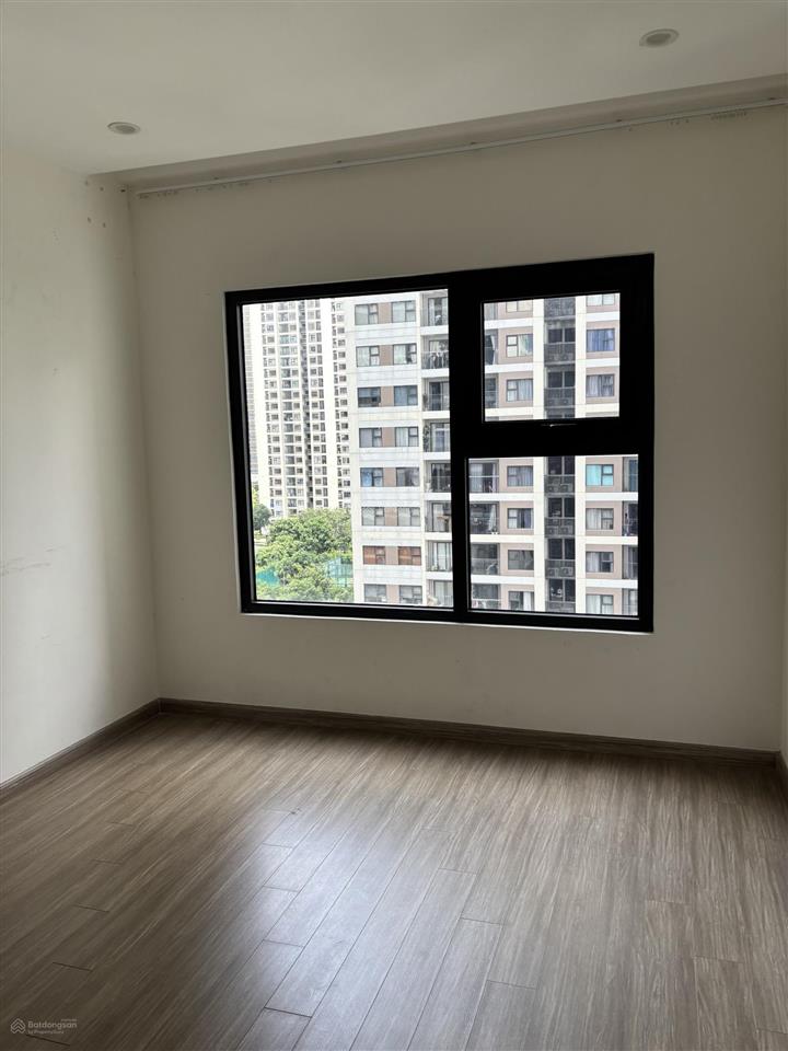 Cho thuê 3pn+ 9tr vinhomes grand park nhà trống