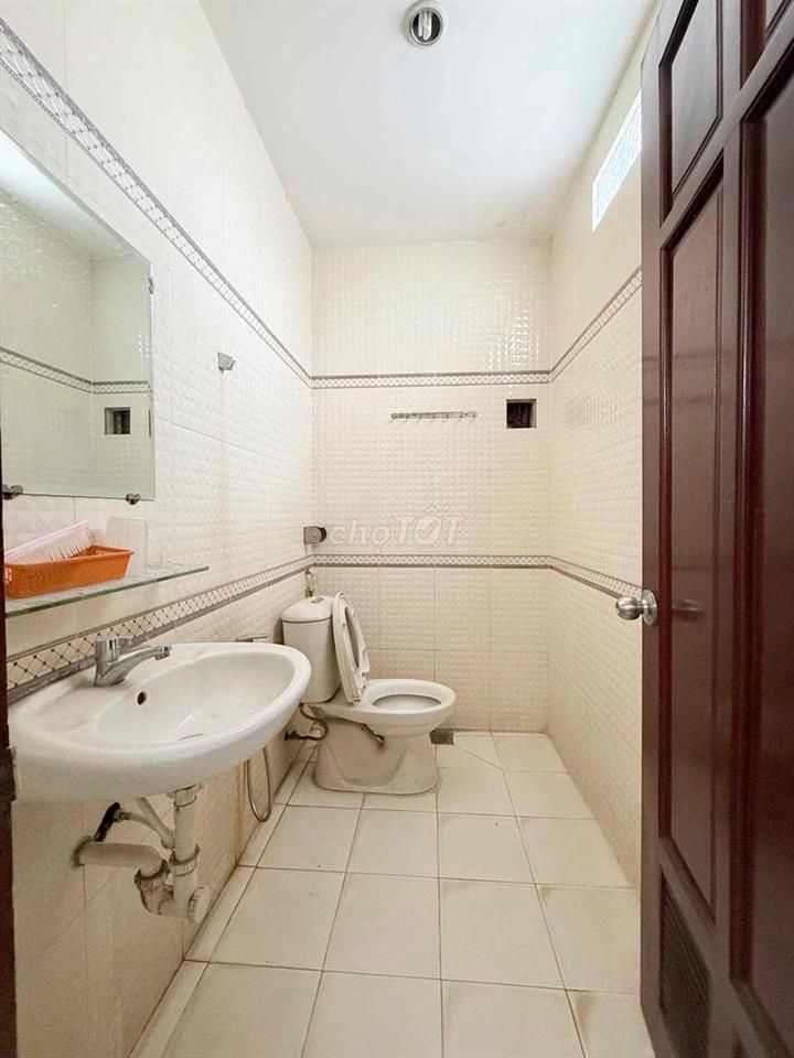 chính chủ cho thuê phòng đầy đủ nội thất giờ tự do 24/24