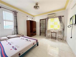 chính chủ cho thuê phòng đầy đủ nội thất giờ tự do 24/24