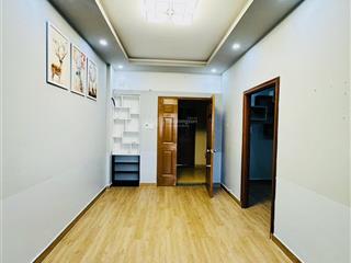 Cho thuê căn hộ hưng phú 48m2, 2 phòng ngủ, 1 máy lạnh, 2wc, đông nam, thang máy, sàn lót gỗ