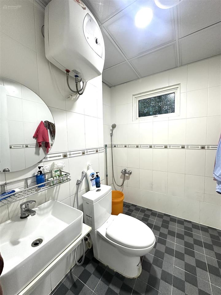 Bán căn hộ tây nguyên plaza 89m2, 2 phòng ngủ, full nội thất, tây nam, sổ hồng, tầng 11, thang máy