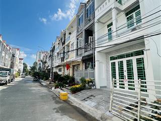 Cho thuê nhà 1t 1 lầu kdc phú an, 4 pn, 4 máy lạnh, tây nam, lộ oto 15m, không ngập