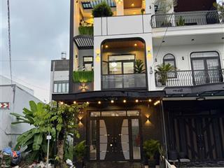 Bán nhà d14 hồng loan 6a, mới full nội thất, sổ hồng, hoàn công, 4pn, 4wc, tây nam, lộ 19m