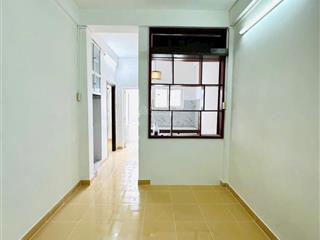 Bán căn hộ hưng phú 50m2, sổ hồng, 2pn, 2wc, đông nam, thang máy