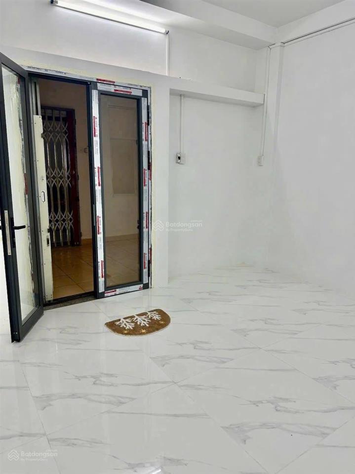 Bán căn hộ hưng phú lô b, 2pn, sổ hồng, 70m2, tầng 4, thang máy, bãi ô tô nội khu, sổ hồng