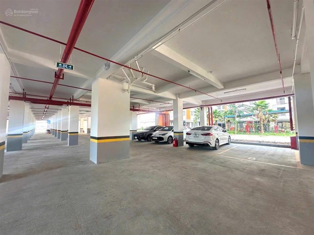 Cho thuê căn hộ 5c hồng loan 62m2, 2 phòng ngủ, 2wc, 2 máy lạnh, tầng 8, đông nam