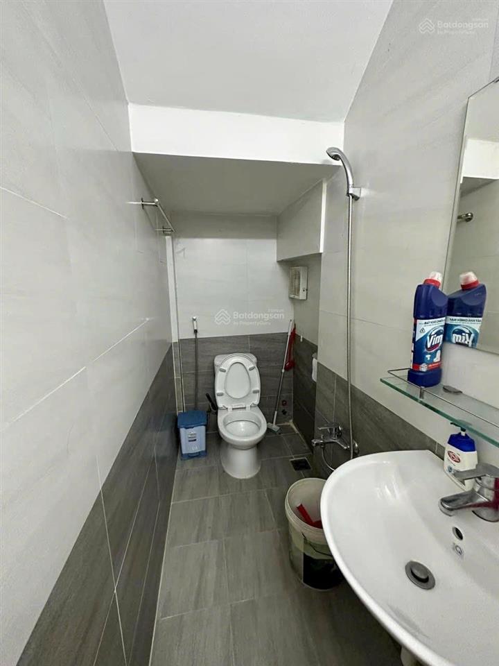 Cho thuê nhà kdc long thịnh cần thơ, góc, 1t 1 lầu, 3 phòng ngủ, đậu oto trong nhà, full nội thất