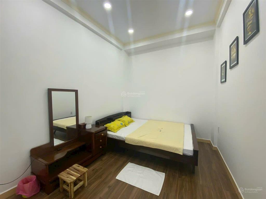 Cho thuê căn hộ chung cư hưng phú lô b cần thơ, 70m², 2 phòng ngủ, full nội thất, thang máy