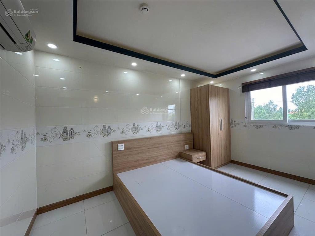 Bán căn hộ nam long hồng phát, 58m2, 2pn, sổ hồng, thang máy, tầng 2, căn góc