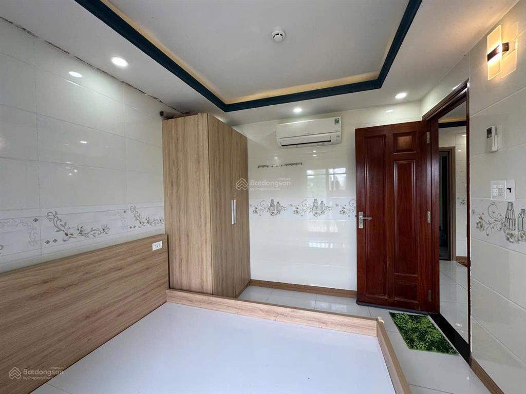 Bán căn hộ nam long hồng phát, 58m2, 2pn, sổ hồng, thang máy, tầng 2, căn góc