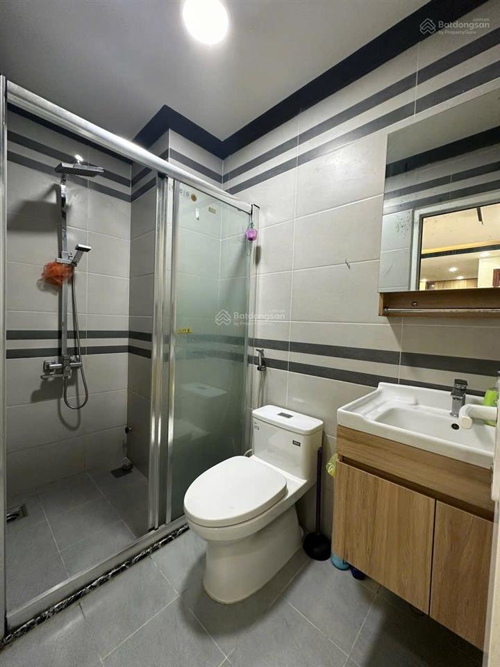 Bán căn hộ nam long hồng phát, 58m2, 2pn, sổ hồng, thang máy, tầng 2, căn góc