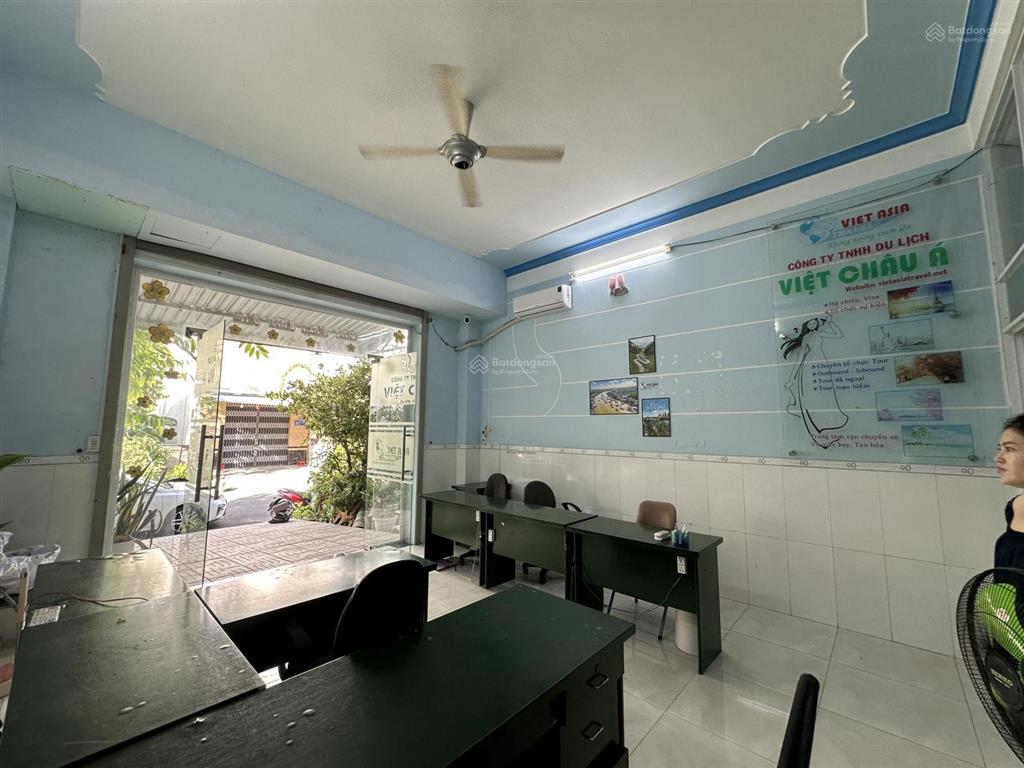 Cho thuê nhà 1 trệt 1 lầu kdc hồng loan 6a, 3 phòng ngủ, 3 máy lạnh, full bàn ghế làm việc, đb