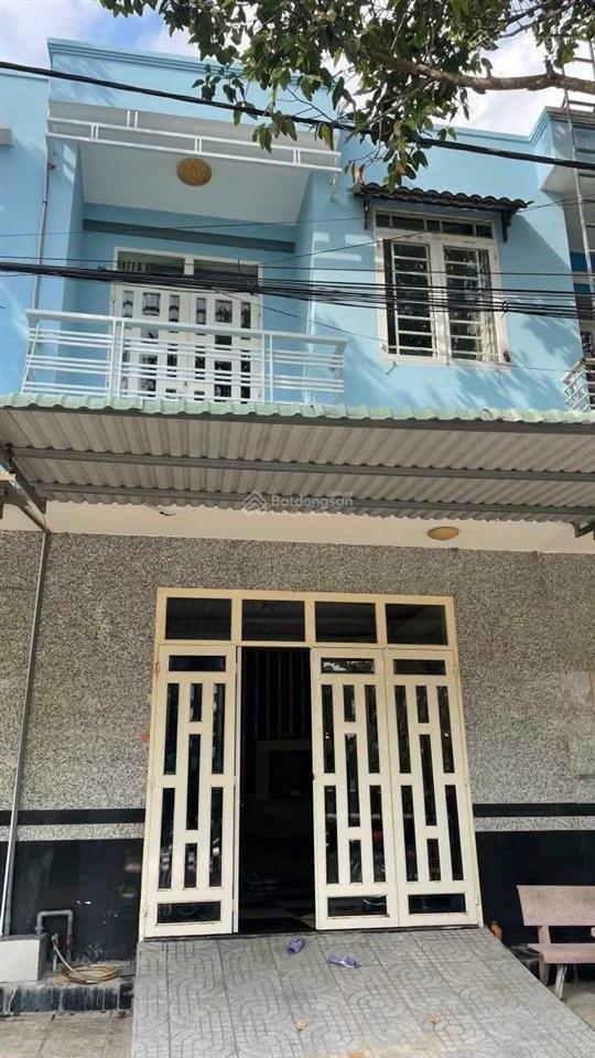 Cho thuê nhà 1 trệt 1 lầu kdc hồng loan 6a, 3 phòng ngủ, 3 máy lạnh, full bàn ghế làm việc, đb