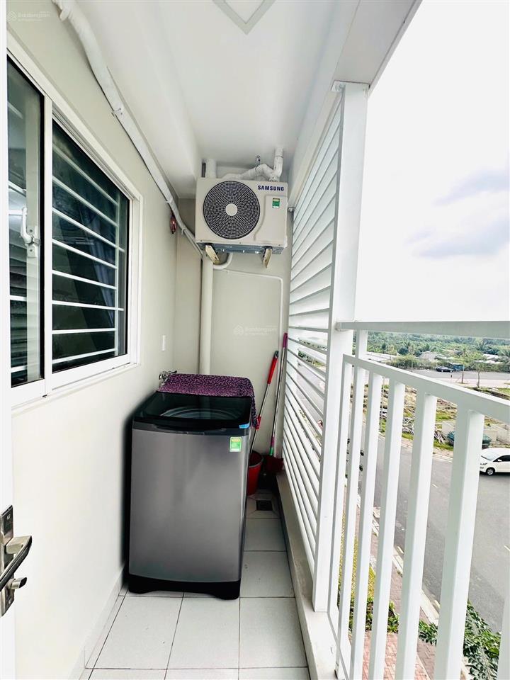 Cho thuê căn hộ góc 44m² nam long 2 central lake, 1 phòng ngủ, full nội thất, mới 100%, th máy