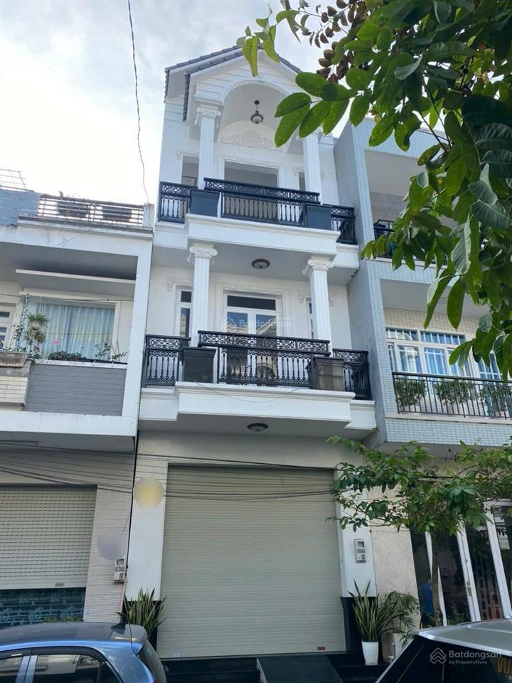 Cho thuê nhà hưng phú 81m2, 2 phòng ngủ, 1 wc, tây bắc, lộ 15m, ô tô đậu được, sau siêu thị go