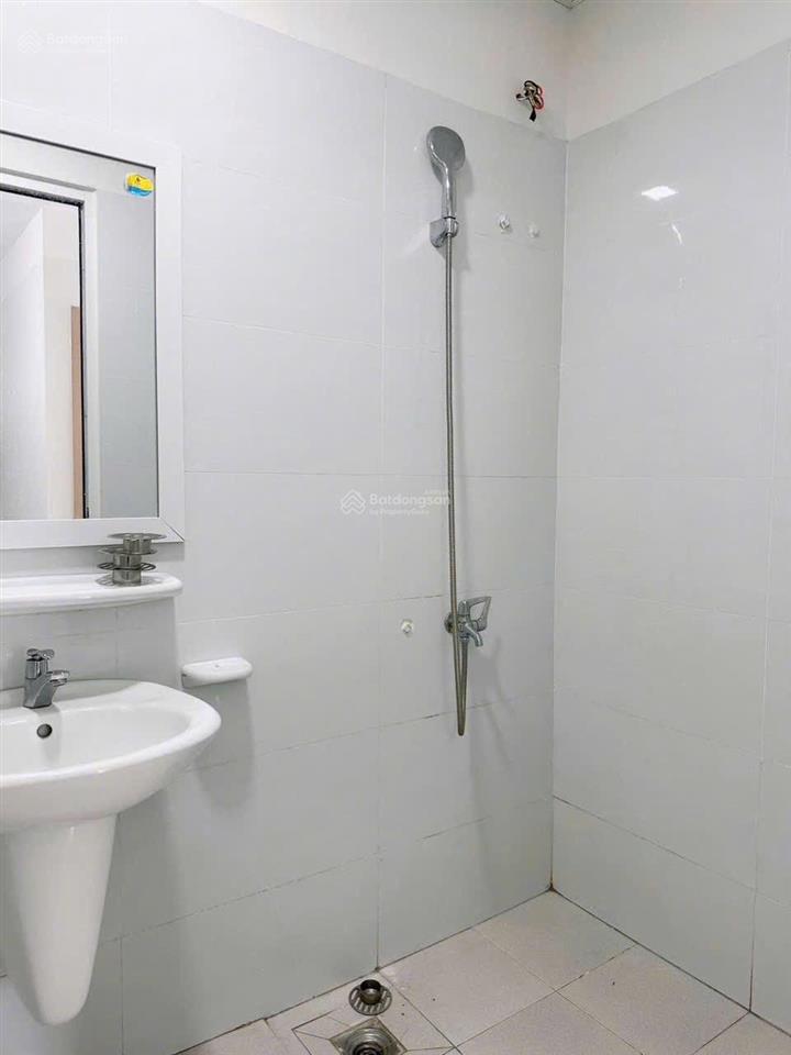 Cho thuê căn hộ góc 57m², central lake 2, 2pn, 2wc, full nội thất, hồ bơi, pickleball, thang máy