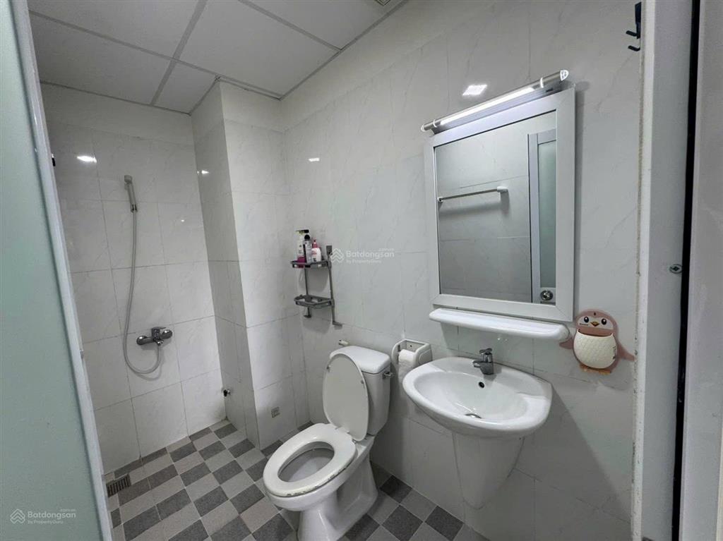 Bán căn hộ nam long hồng phát, 54,5m2, 2 phòng ngủ, 2wc, sổ hồng, căn góc, thang máy
