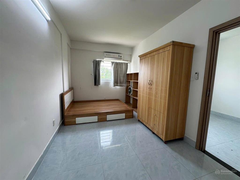 Bán căn hộ nam long hồng phát, 54,5m2, 2 phòng ngủ, 2wc, sổ hồng, căn góc, thang máy