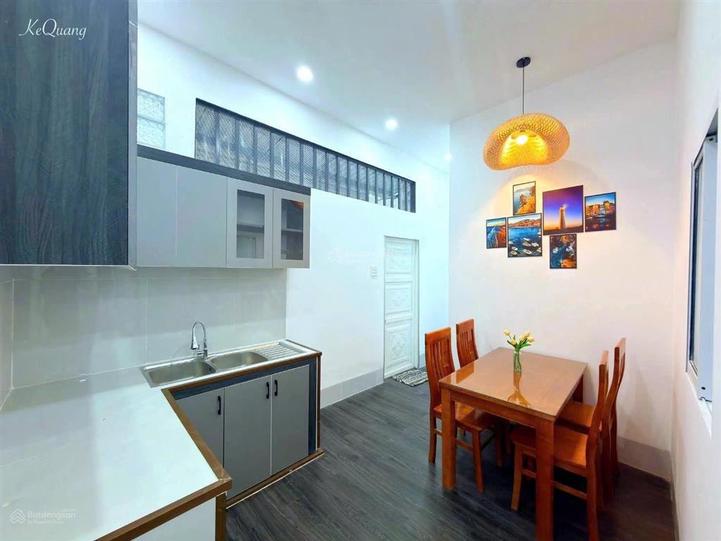 Cho thuê nhà phú an đường b11, 100m2, 2pn, mới 100%, có nội thất, sân đậu oto, đông nam