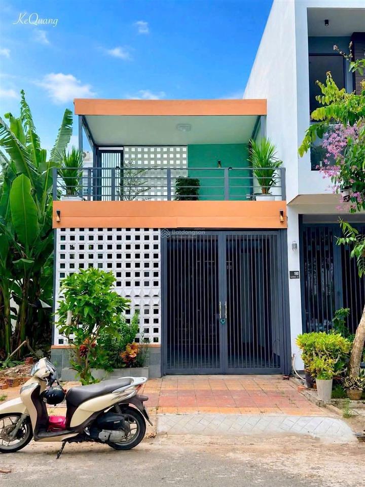 Cho thuê nhà phú an đường b11, 100m2, 2pn, mới 100%, có nội thất, sân đậu oto, đông nam