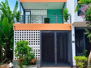 Cho thuê nhà phú an đường b11, 100m2, 2pn, mới 100%, có nội thất, sân đậu oto, đông nam