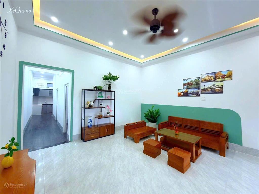 Cho thuê nhà phú an đường b11, 100m2, 2pn, mới 100%, có nội thất, sân đậu oto, đông nam
