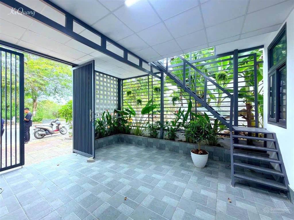 Cho thuê nhà phú an đường b11, 100m2, 2pn, mới 100%, có nội thất, sân đậu oto, đông nam