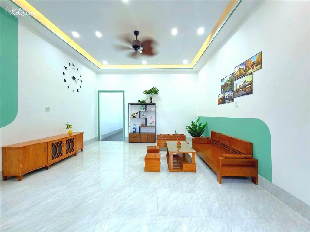 Cho thuê nhà phú an đường b11, 100m2, 2pn, mới 100%, có nội thất, sân đậu oto, đông nam