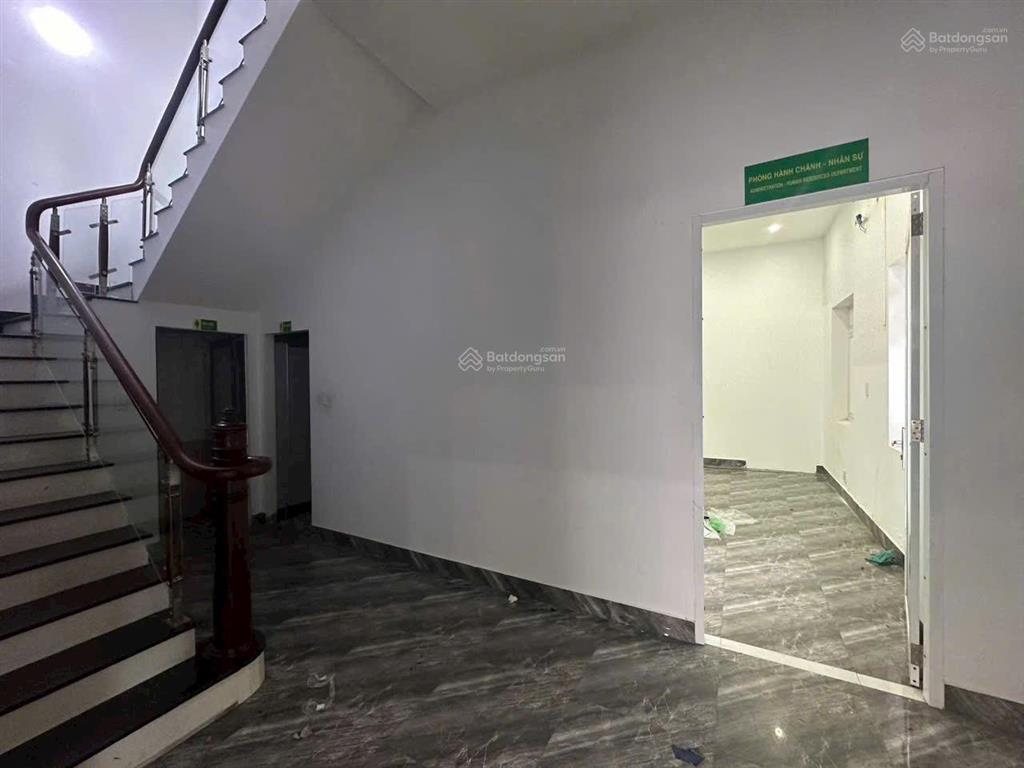 Cho thuê nhà 1 trệt 2 lầu kdc hưng phú 1, 4 phòng ngủ, 4 máy lạnh, 4,5x16m, gần go, nam á bank, mới