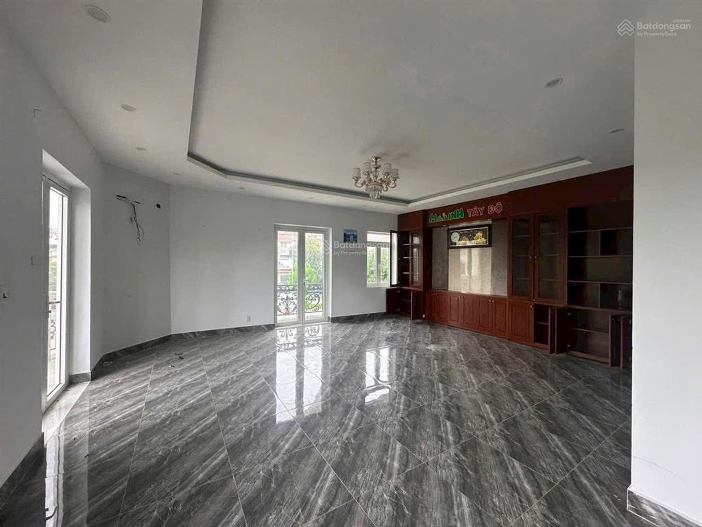 Cho thuê nhà 1 trệt 2 lầu kdc hưng phú 1, 4 phòng ngủ, 4 máy lạnh, 4,5x16m, gần go, nam á bank, mới