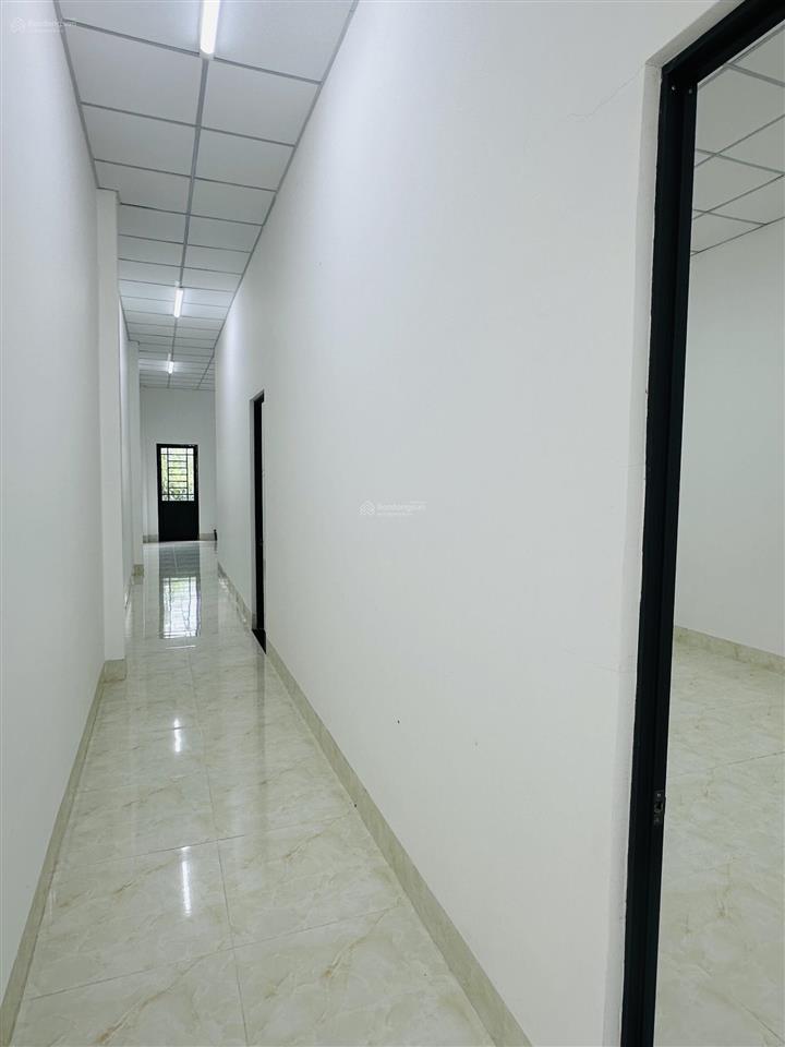 Cho thuê nhà đường số 10 văn hoá tây đô, 5x21, oto đậu trong nhà, tây nam, nhà mới 2pn