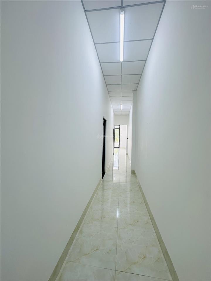 Cho thuê nhà đường số 10 văn hoá tây đô, 5x21, oto đậu trong nhà, tây nam, nhà mới 2pn