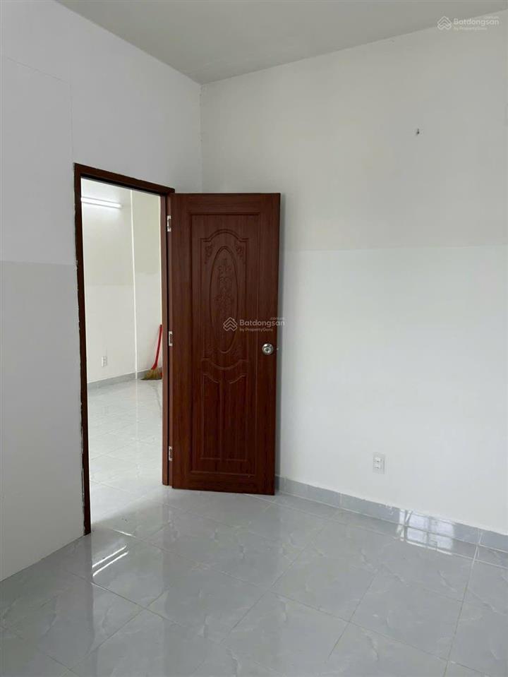 Bán căn hộ nam long hồng phát 38m2, 1 phòng ngủ, sổ hồng, tây nam, thang máy