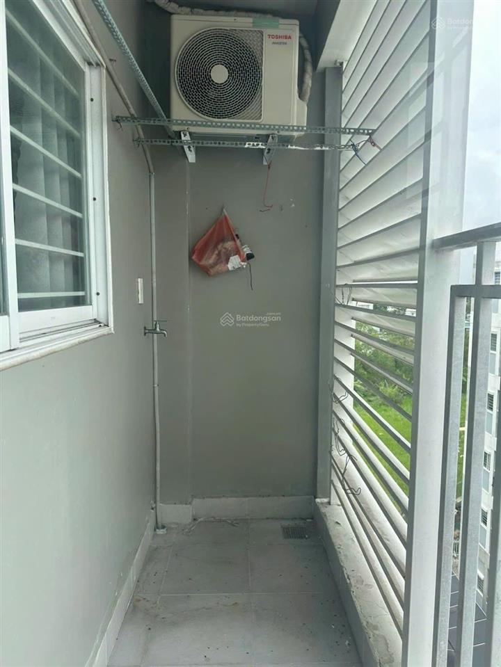 Bán căn hộ nam long hồng phát 38m2, 1 phòng ngủ, sổ hồng, tây nam, thang máy