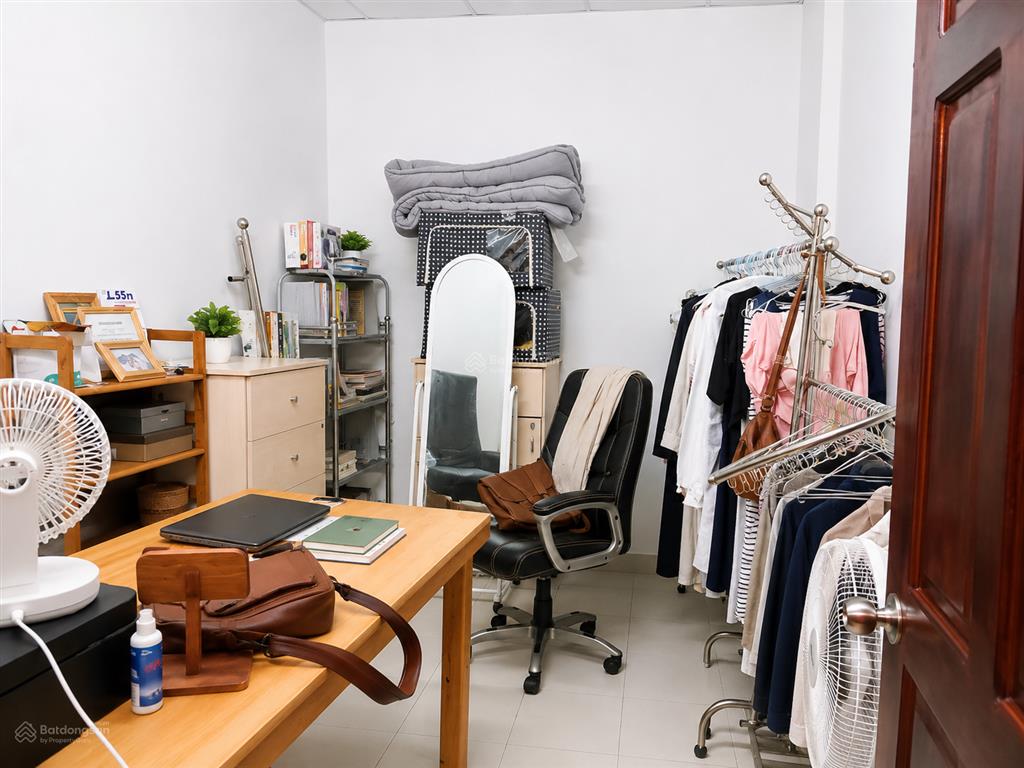 Bán căn hộ hưng phú lô a cần thơ, 65m2, 2 phòng ngủ, 1wc, thang máy, sổ hồng, gần siêu thị go