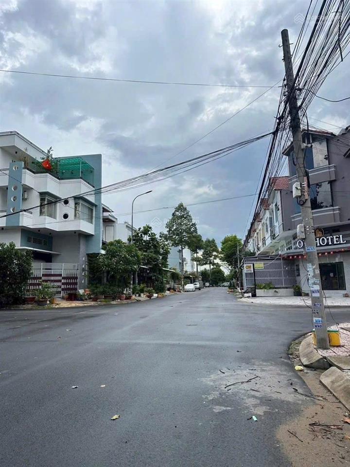 Cho thuê nhà vườn homestay kdc nông thổ sản cần thơ, 108m2, 2 phòng ngủ, full nội thất, tây bắc