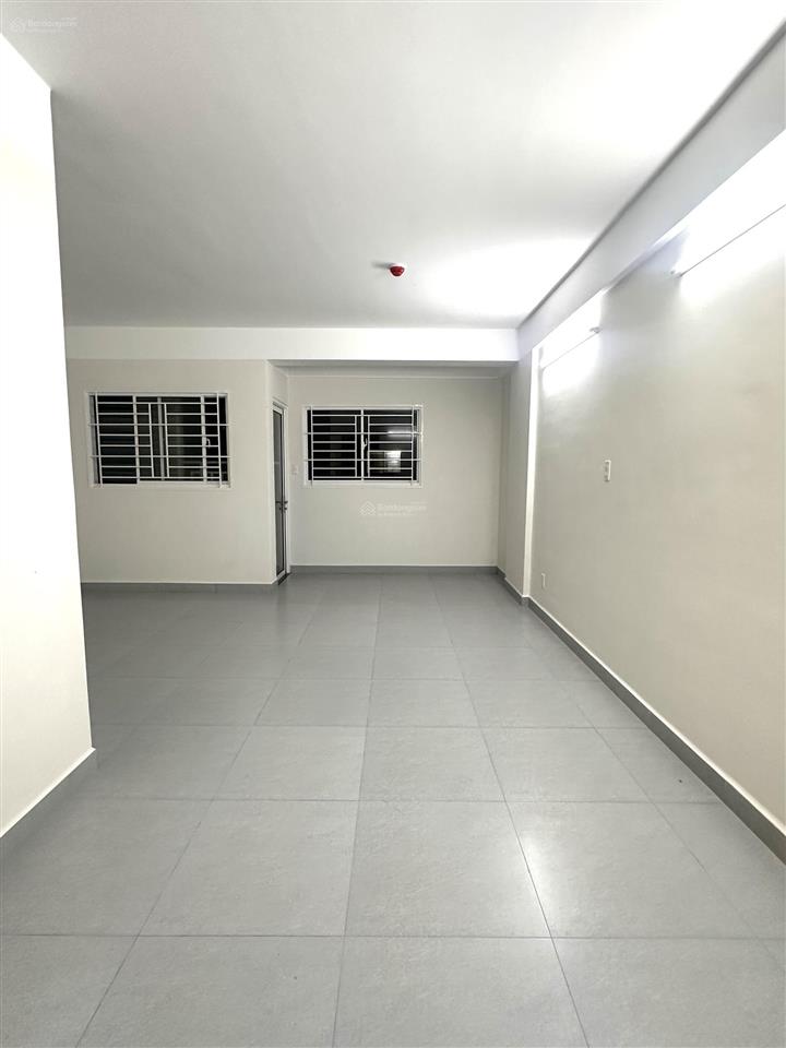 Cho thuê căn hộ nam long 2 central lake, 38m2, mới 100%, tầng 6, thang máy, hồ bơi, sân pickleball