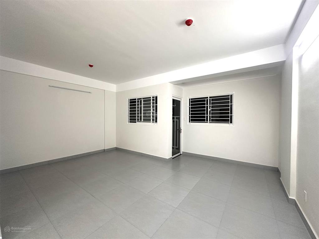 Cho thuê căn hộ nam long 2 central lake, 38m2, mới 100%, tầng 6, thang máy, hồ bơi, sân pickleball